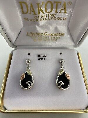 Dakota Black Hills Gold Black Onyx 10K Gold Jewelry Set Studs and 18" Chain