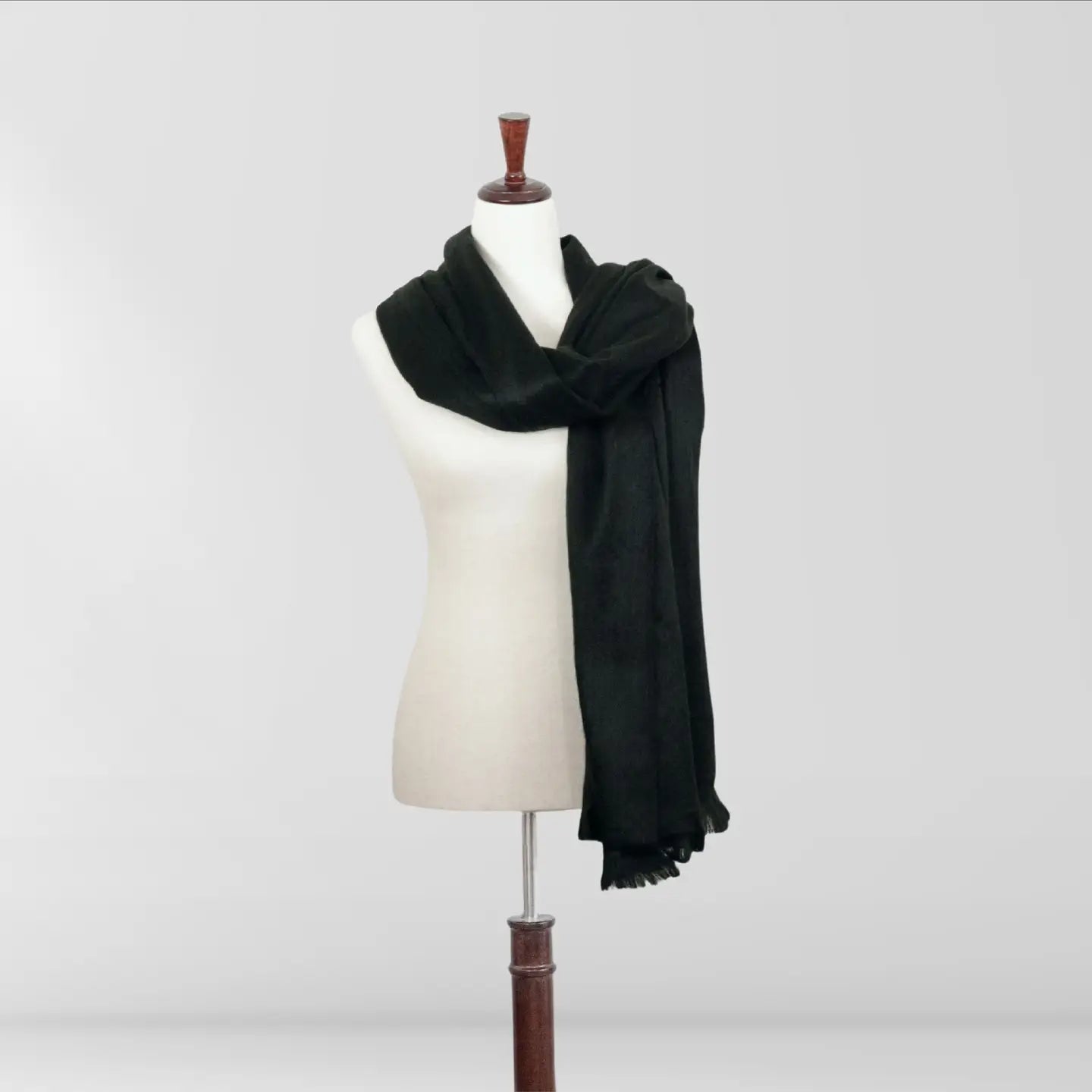 Alpaca - Paloma - Alpaca Wool Shawl - Black